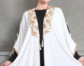 Keffiyeh Kimono, Abaya, Bisht-collectie