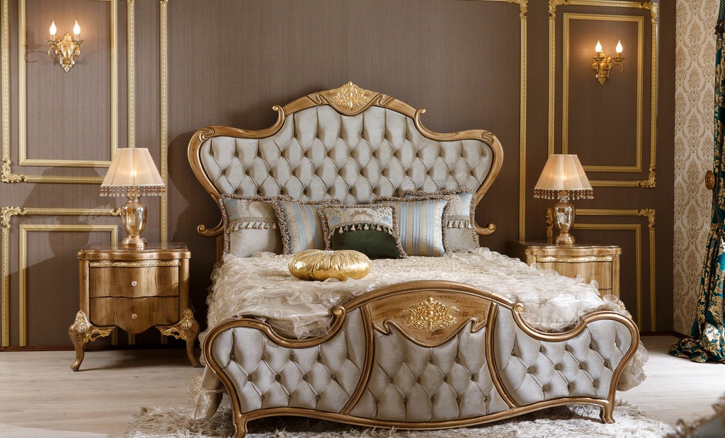 Bedroom Set, Royal Bedroom Set, Classic Bedroom Set, With All Luxurious