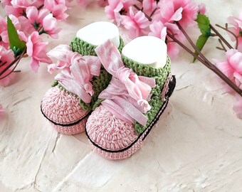 Crochet Converse booties Pink boots Baby crochet Sneakers shoes