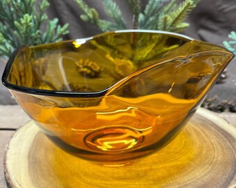 Beautiful Amber Vintage Large Glass Bowl with Fluted Rim. Stunning Vibrant Color!!