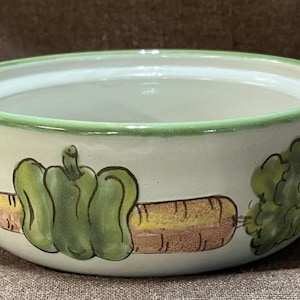 Vintage ceramic casserole baker by Louisville Stoneware. Hand painted with fun veggies! Peppers, carrots, mushrooms and more!