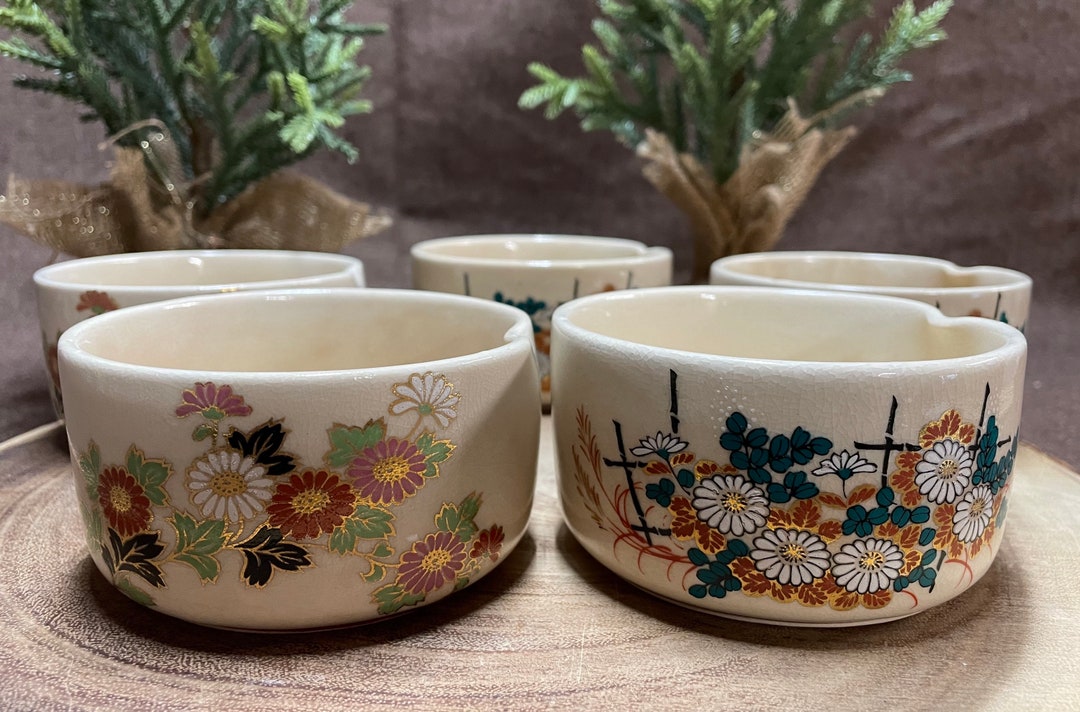 Vintage Japanese Bowls in Two Designs of Chrysanthemums and Other
