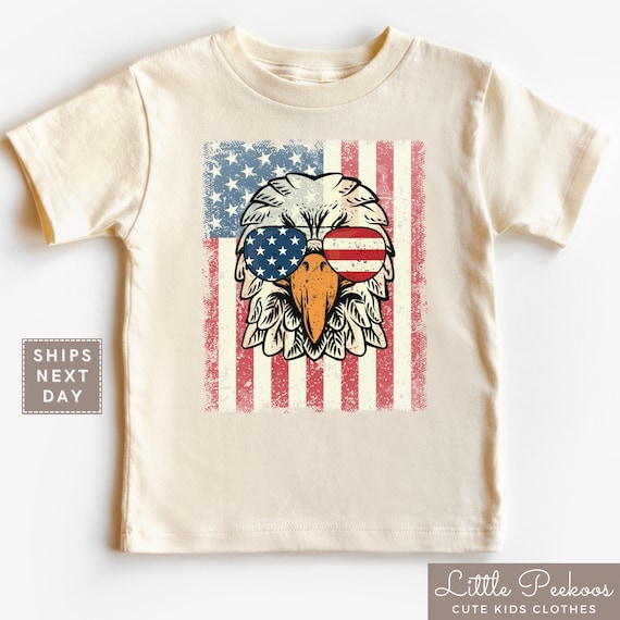 Patriotic Eagle 4th July Outfit With Vintage American Flag T-Shirt Patriotic Eagle 4th July Outfit With Vintage American Flag T-Shirt