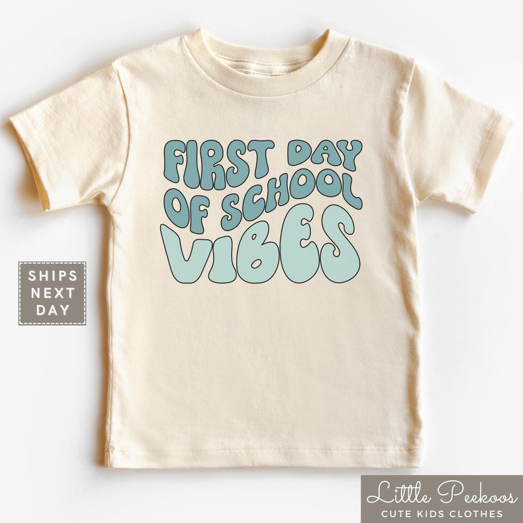 Retro Fifth Grade Smile Face Back To School Teachers Student T-Shirt