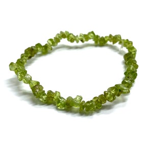 Peridot Chip Stretch Bracelet