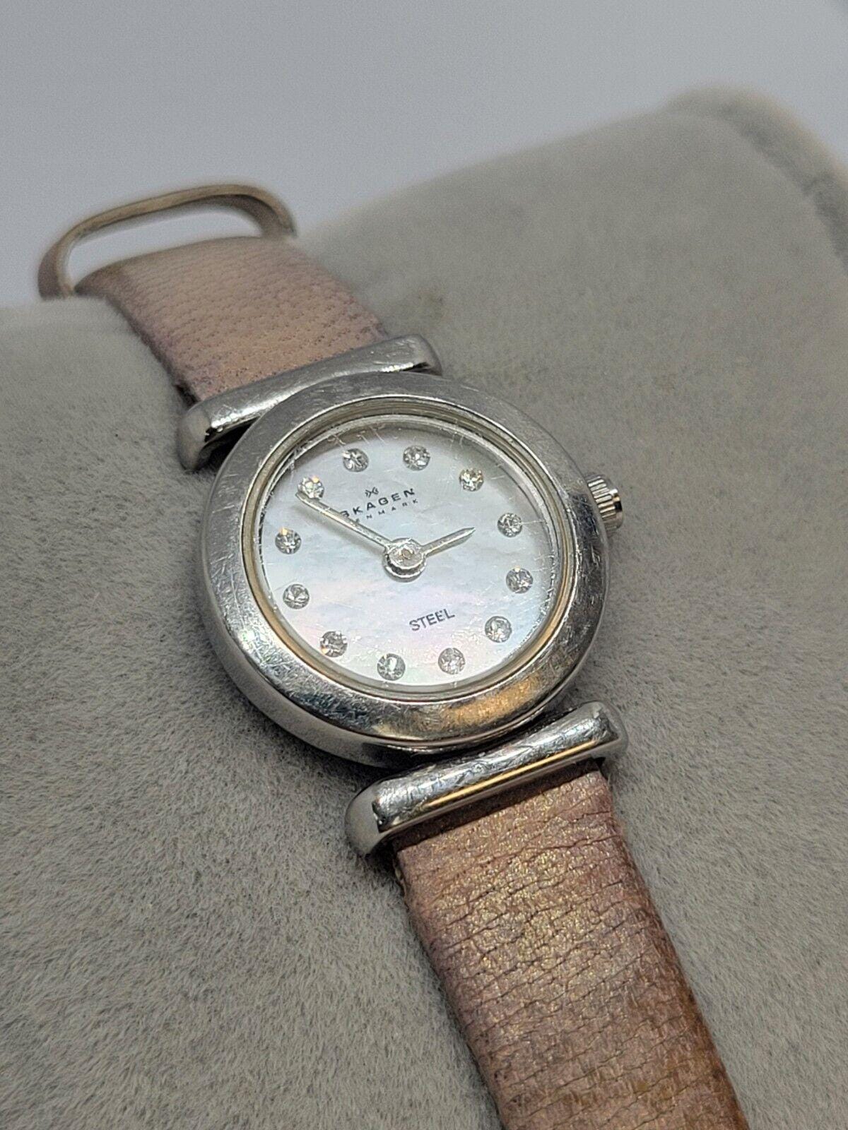 Skagen Denmark Watch Womens 25mm Mother of Pearl Dial Cream Band New Battery