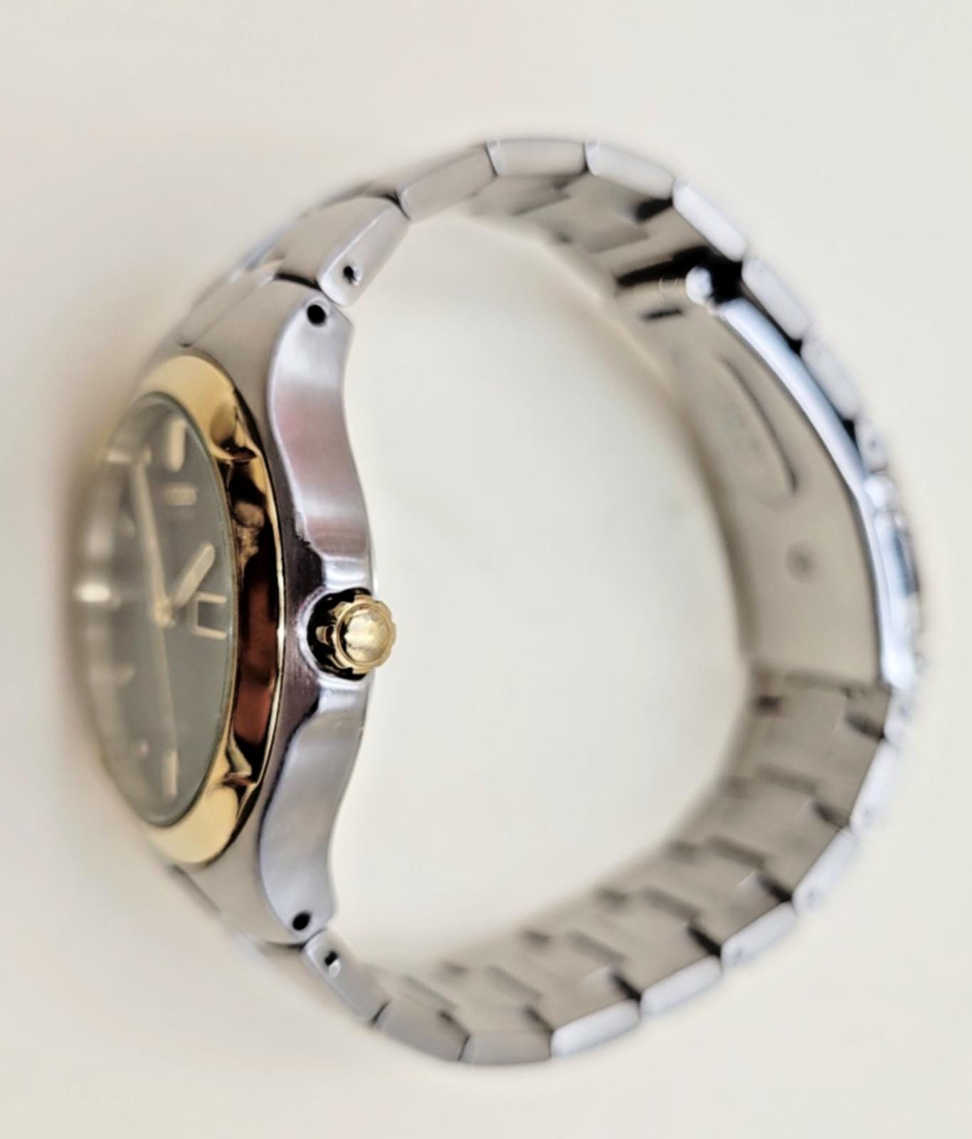 Citizen Eco-drive Black Dial Date Day St. Steel Quartz Watch  display picture 1
