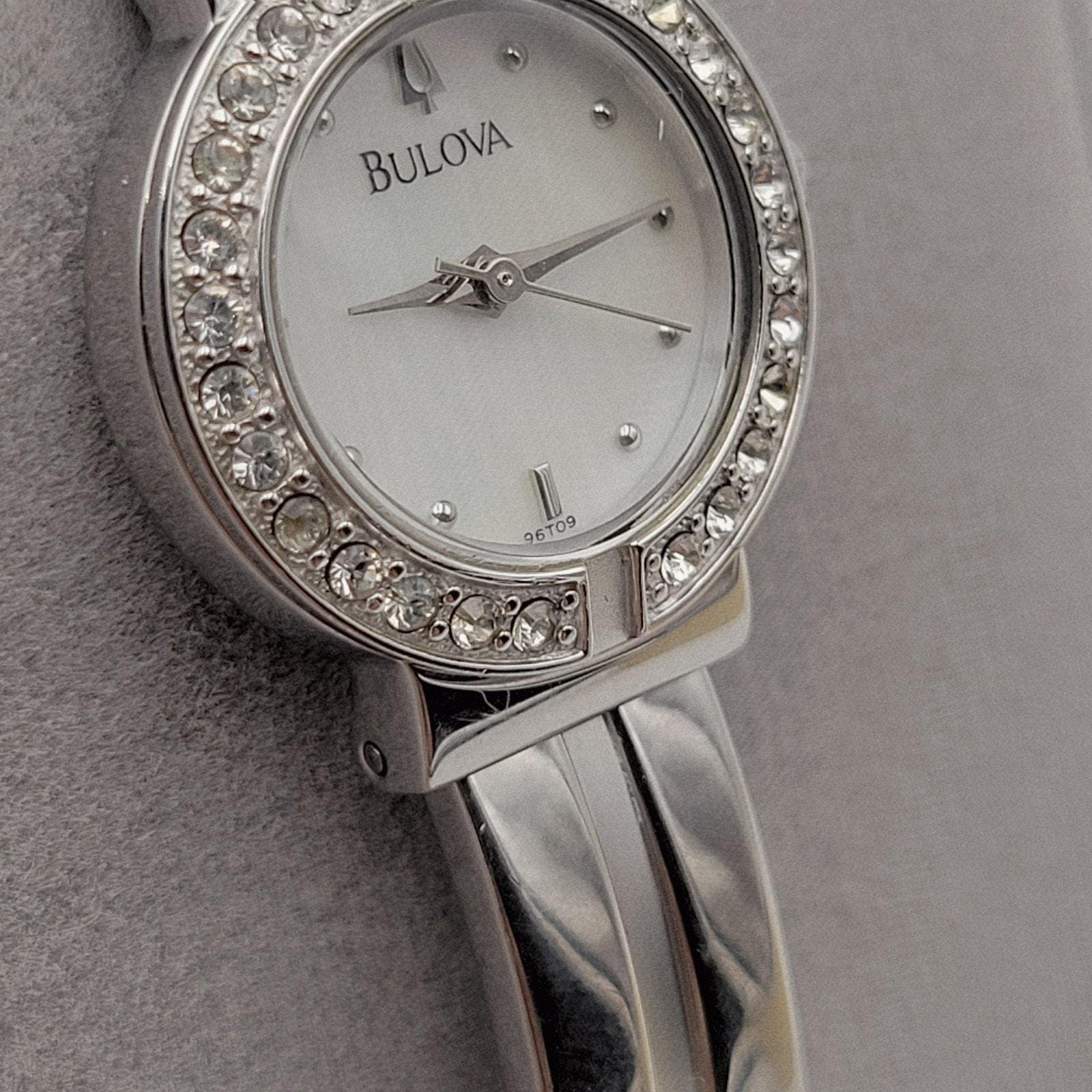 Ladies Bulova C899175 Wrist Watch Stainless Steel Crystal Quartz Bulova C899175 Woman Watch Quartz Silver Wristwatch Vtg - Etsy main image 4