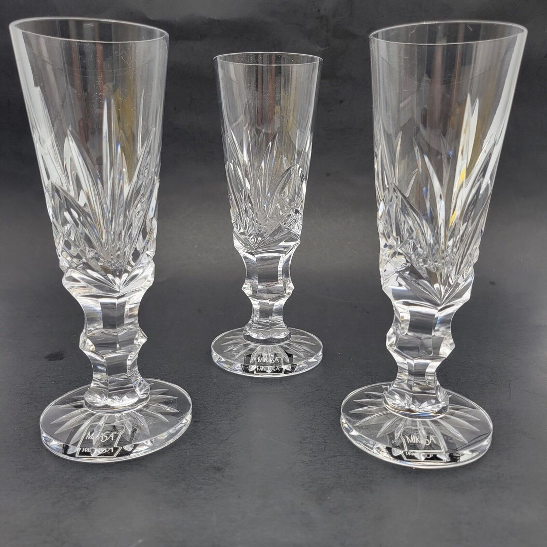 Set of 3 Vtg Mikasa Crystal EMPEROR Water/wine Goblet Stems  display picture 1