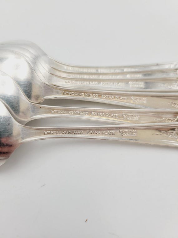 Vintage Holmes & Edwards SPRING GARDEN Silver Plated Teaspoon Set