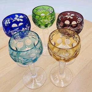 Juego de copas de cristal checo estilo bohemio vintage para licor: Copas de licor Rainbow Grapevine imagen 5