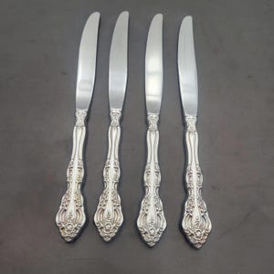 Vintage Oneida Michelangelo Set 4 Cube Dinner Knife Heirloom Stainless Flatware