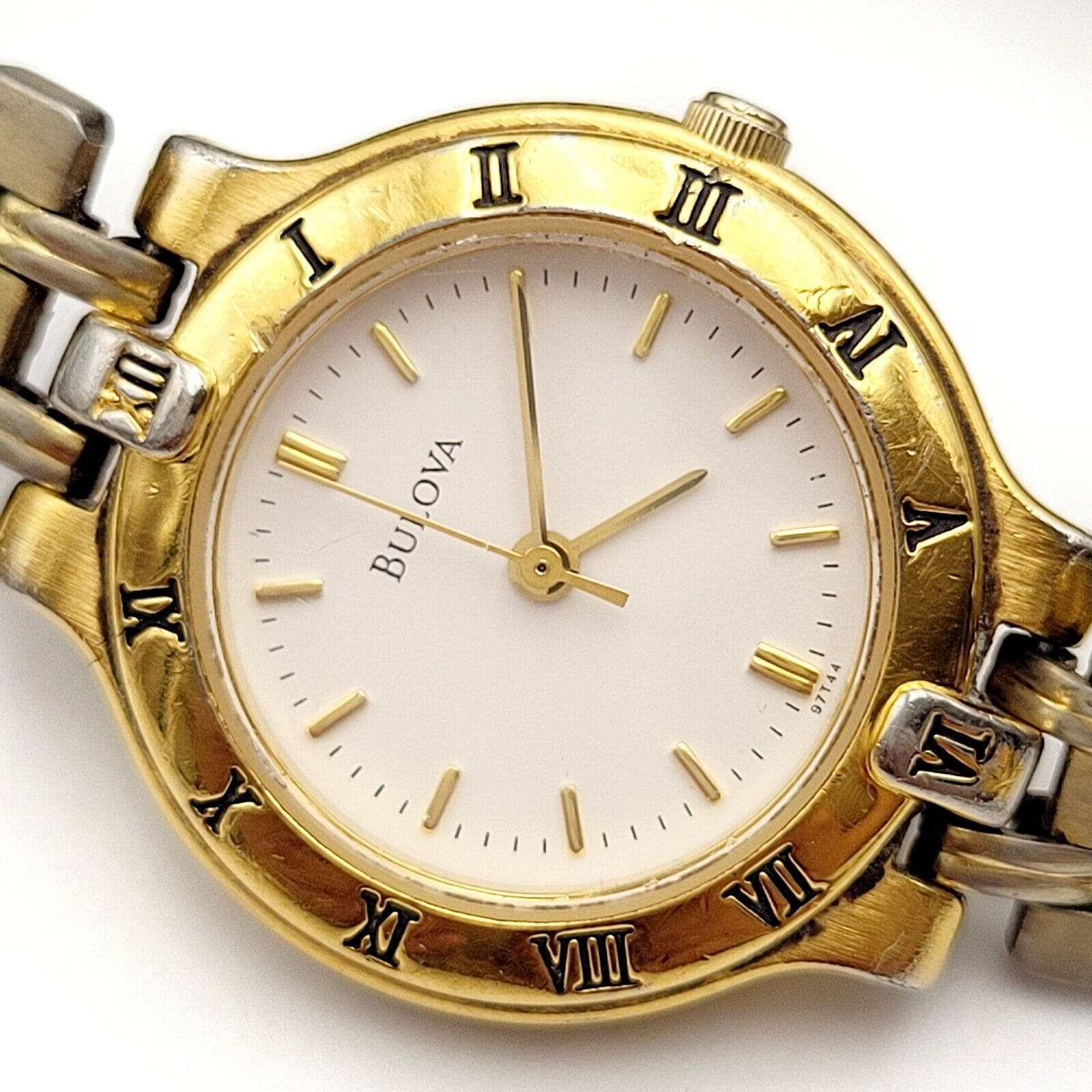 Bulova quartz t9 stainless steel discount