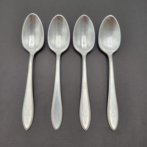 1847 Rogers Bros ARGOSY Set 4 Teelöffel Silberplatte 1926 Besteck
