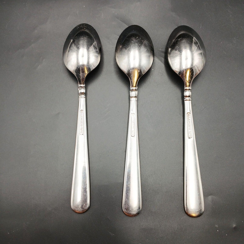 Lenox Pearl Platinum Place Spoon - 18/10 Stainless Steel Silverware, Premium Quality Dinner Spoon