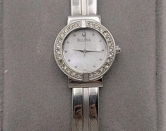 Bulova C899175 Woman Watch Quartz Silver Wristwatch Vtg  display picture 1