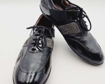 SESTO MEUCCI Chaussures plates plates confortables en daim nubuck noir fabriquées en Italie Taille 7 M