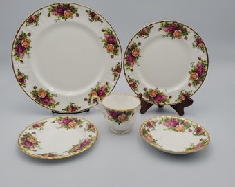 Royal Albert Bone China Old Country Roses 5teiliges Gedeck seltenes Fund Vtg 60&#39;s