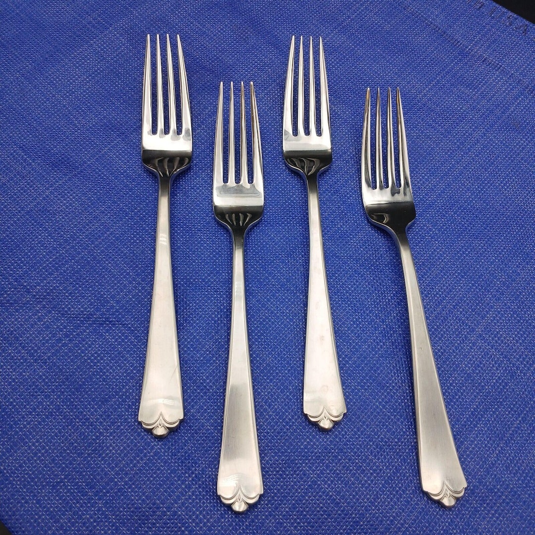 Wallace Lotus 18/8 Stainless Steel Set 4 Dinner Fork Flatware