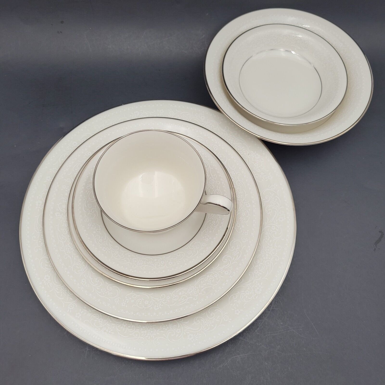 Noritake Ivory SORRENTO 7565 JAPAN Set of 7 Pieces Vintage Unique