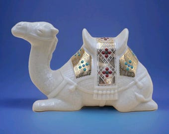 Lenox Kinasmycken Födelsejuvel Knäböjande Liggande Kamel Tillverkad i USA Vintage