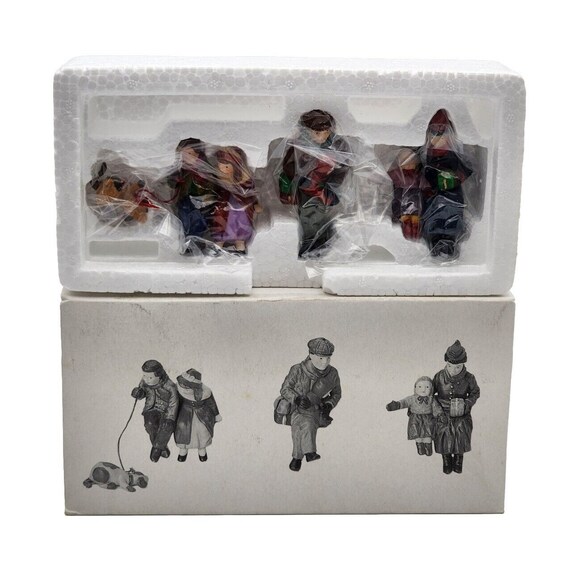 Dept 56 Christmas at the Park Heritage Village Collection 58661