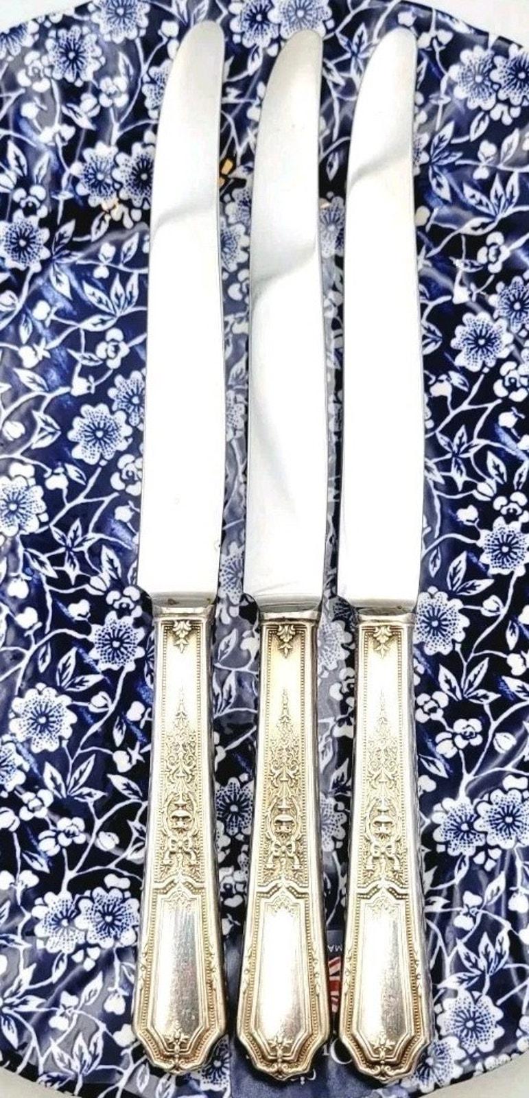 1847 Rogers Bros Ancestral Silverplate Set of 3 Dinner Knives