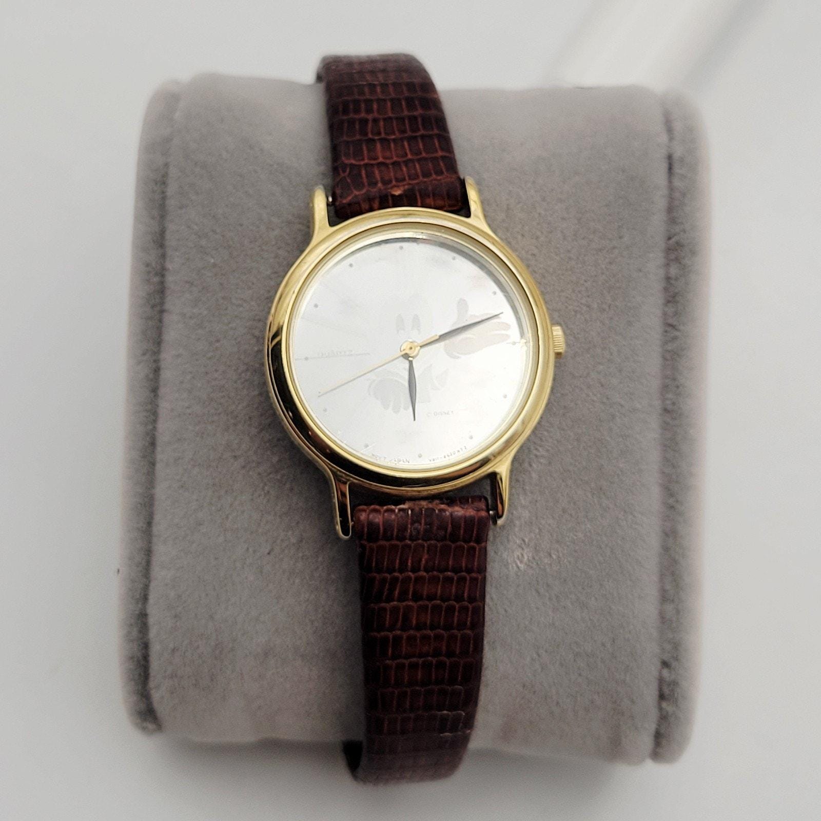 Disney Lorus Disney Hologram Watch Unisex Mickey Mouse V515 
