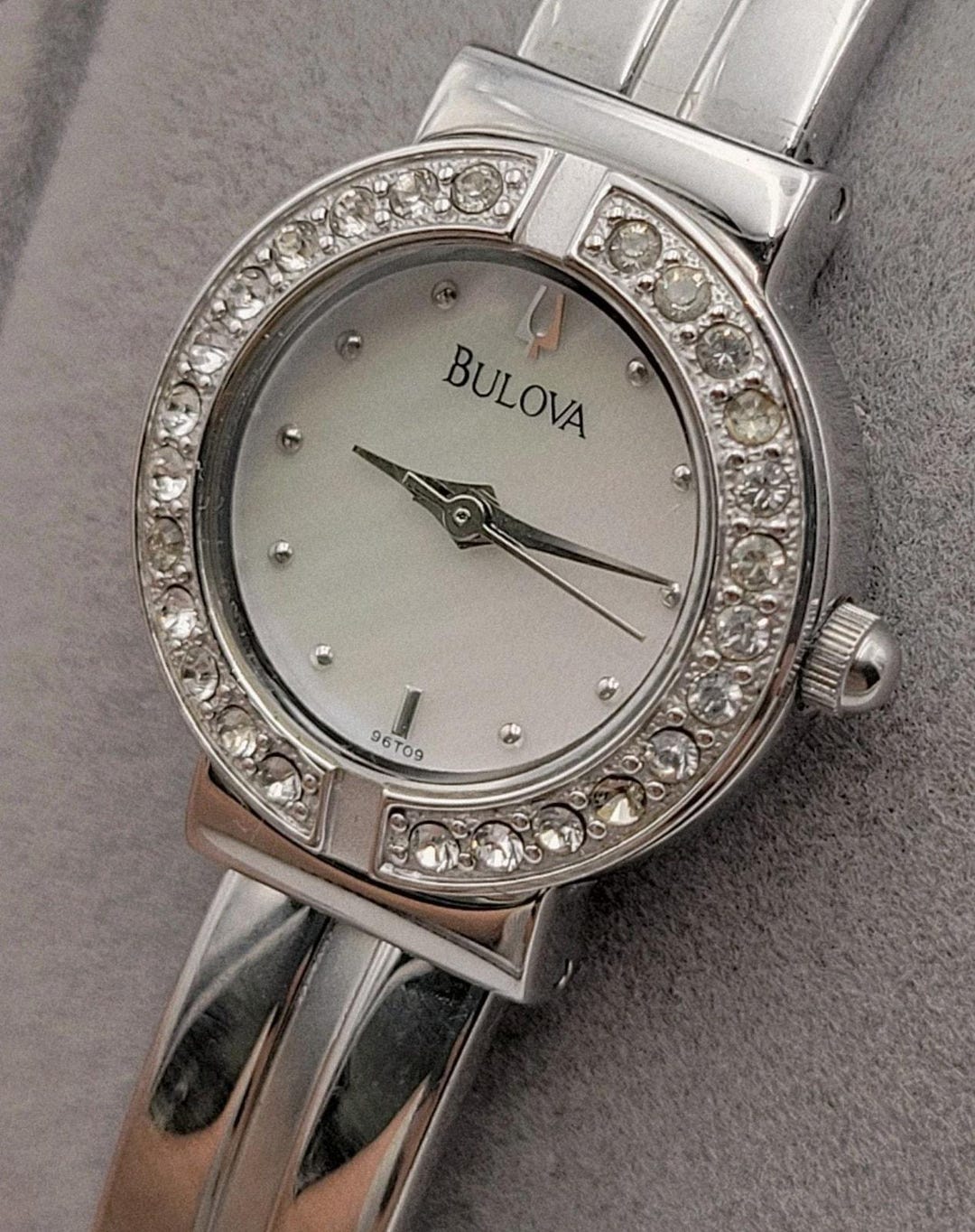 Bulova C899175 Woman Watch Quartz Silver Wristwatch Vtg Bulova C899175 Woman Watch Quartz Silver Wristwatch Vtg - Etsy main image 3