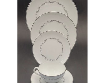Royal Doulton China Coronet #H4947 Juego de vajilla de 5 piezas estilo vintage de Inglaterra
