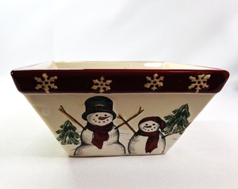 Temptations Vintage Yuletide Christmas St. Nicholas Square Bowl 6"