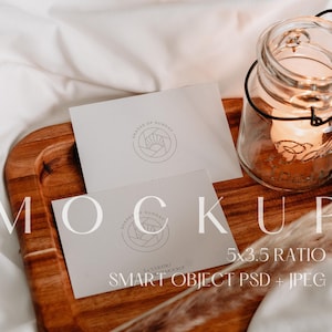 5x3.5 Doppelseitiges Karten Mockup, Boho Styled Mockup Flatlay, Neutrales stationäres Mockup, RSVP und Beilagenkarten, PSD Smart Object und JPEG