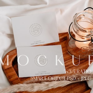 5x3.5 Doppelseitiges Karten Mockup, Boho Styled Mockup Flatlay, Neutrales stationäres Mockup, RSVP und Beilagenkarten, PSD Smart Object und JPEG