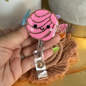 Kawaii Concha Badge Reel—Concha Badge Reel— Happy Concha Badge Holder—Retractable Badge Reel
