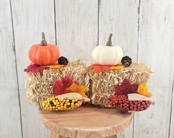 Mini Harvest Hay Bale, Thanksgiving Haybale, Fall Tiered Tray Decor,  Autumn Harvest Straw Bale, Fall Farmhouse Decoration