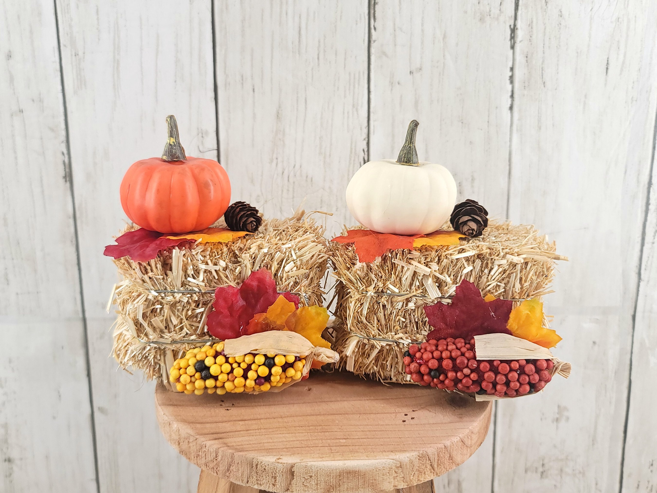 Harvest Hay Bale, Mini Thanksgiving Haybale With Pumpkin and Corn, Fall  Tiered Tray Decor, Harvest Straw Bale, Fall Farmhouse Decor 