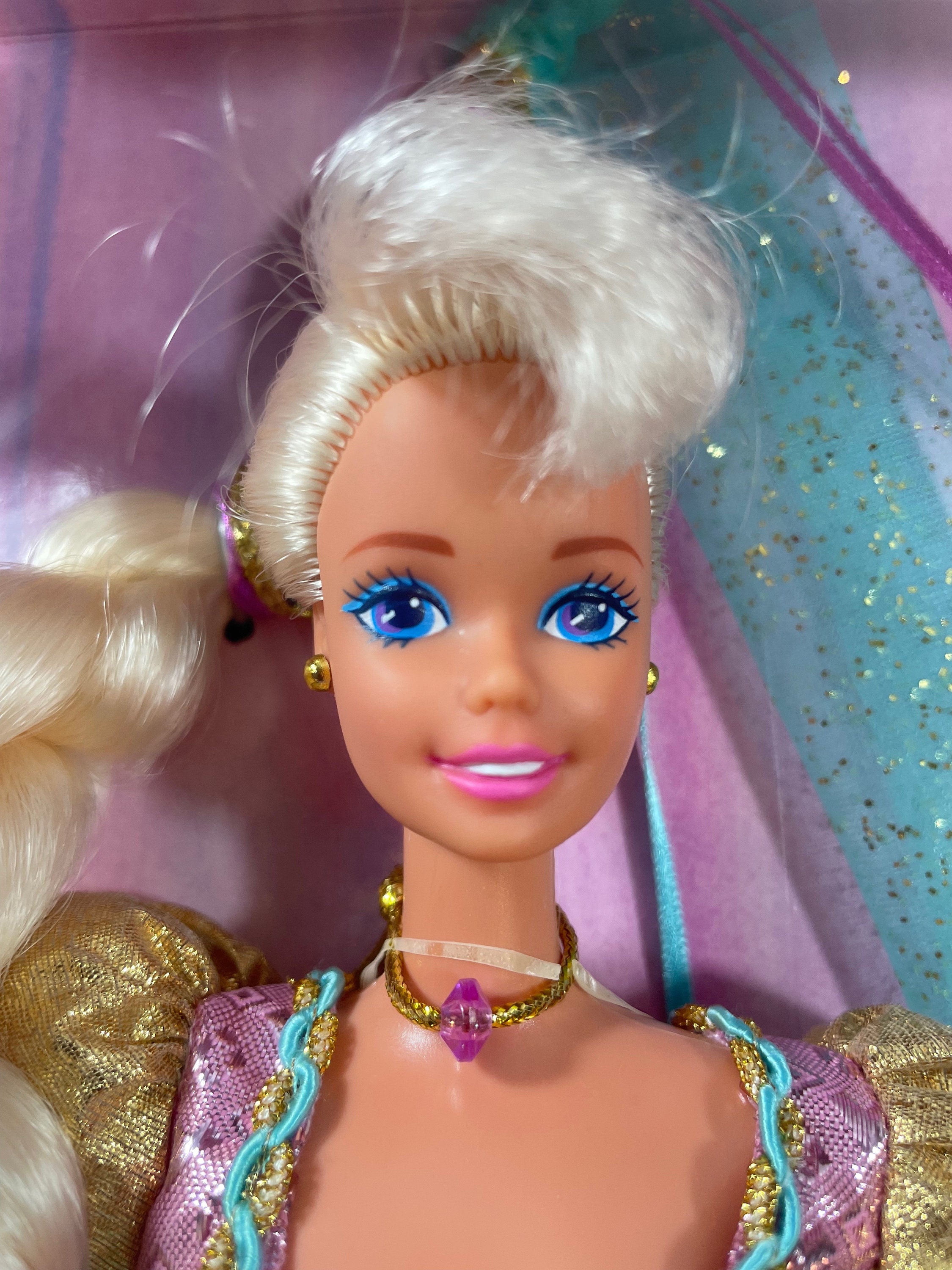 Barbie Doll / 1994 RAPUNZEL BARBIE Doll /collector  Series/vintage/mattel/blonde Hair/unique/rare/nrfb/toy -  Israel