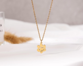 Paw Print Name Necklace, Personalized Tiny Dog Paw Necklace, Minimalist Paw Necklace, Animal Necklace,Pet Necklace,Gift for Her,Gift For Mom