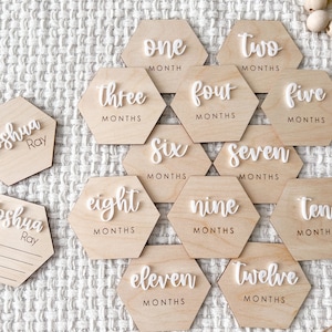 Enseigne mensuelle en bois personnalisée pour photo de bébé, carte d'étape importante pour bébé, accessoire photo nouveau-né, marqueur d'étape importante, cercle mensuel en acrylique festif