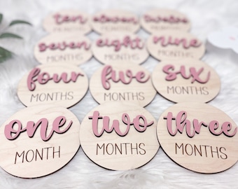 Baby Milestone Marker, Baby Month Milestone Cards, 12 Monthly Milestone Signs Baby Discs, Baby Shower Gift, Milestone 3D Chunky
