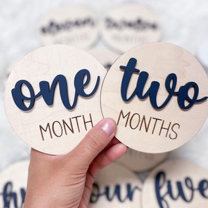 Baby Milestone Marker, Baby Month Signs Baby, Monthly Milestone Baby Discs, Baby Shower Gift, Personalized Baby Milestone 3D Wood CHUNKY