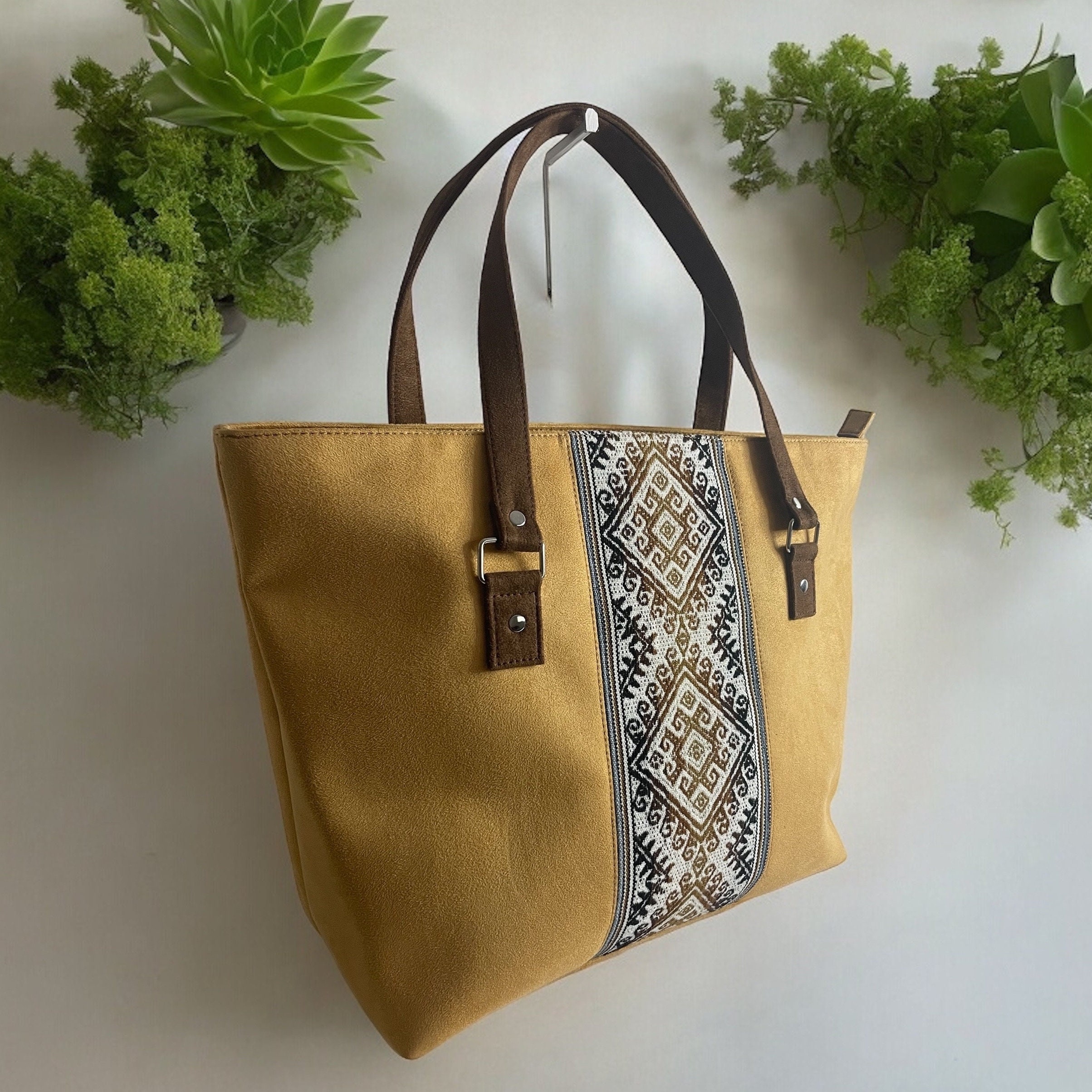 Borsa a tracolla peruviana, borsa in finta pelle scamosciata