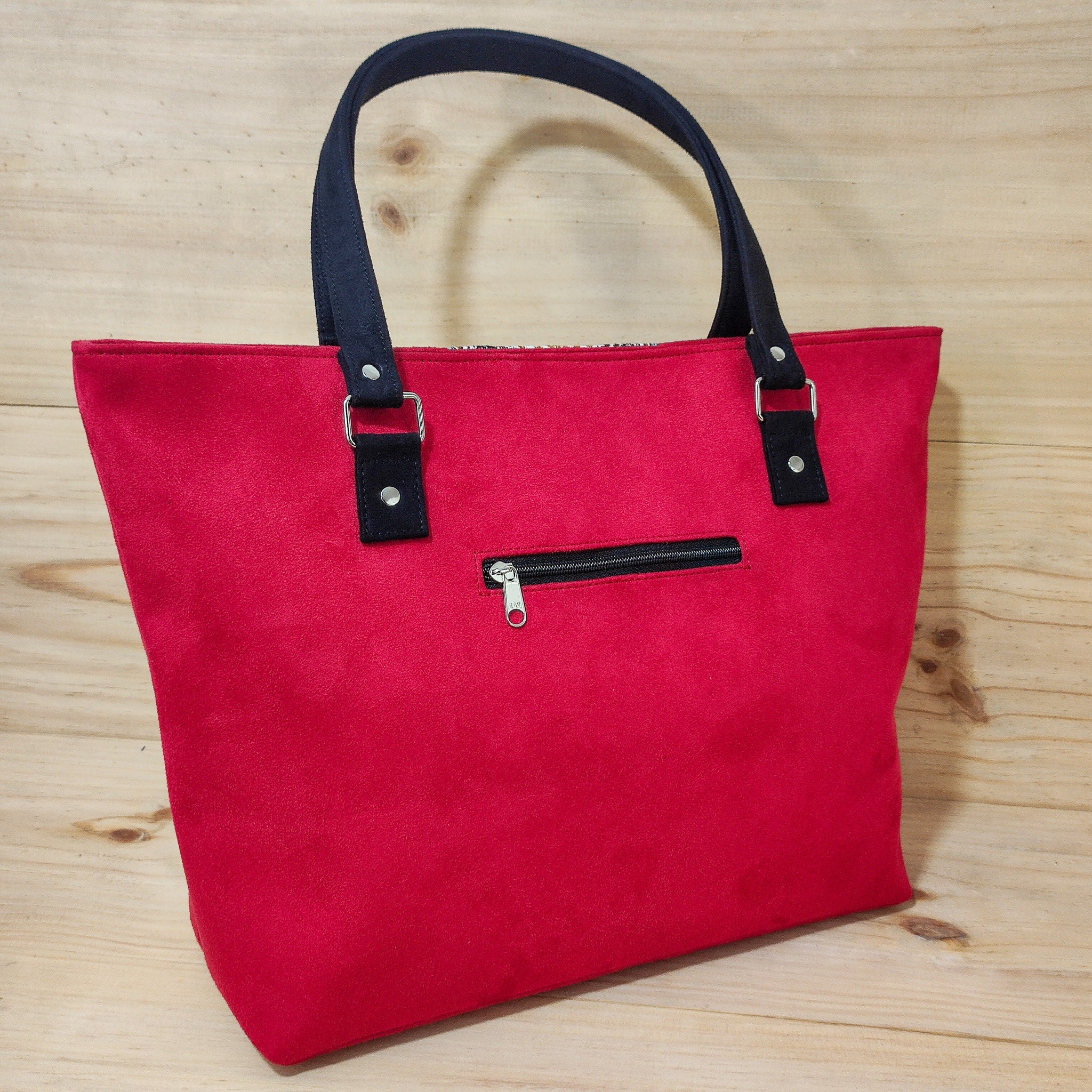 Sac Bandoulière En Daim Rouge Équitable Pérou - Grande Qualité - Neuf Avec Étiquettes