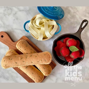 Espaguete e almôndegas de feltro, macarrão de feltro, comida de feltro, brinquedo de macarrão de brinquedo comida italiana, cozinha de brinquedo e acessórios, presente para criança que gosta de comida