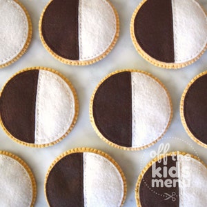Felt Cookies, Black & White Cookie Felt Dessert - Realistic Play Food - Felt Play Food - Play Kitchen - Play Bakery Food - Foodie Gift