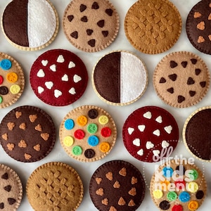 Juego personalizado de galletas de fieltro, galletas de fieltro de lana, cocina de juguete y accesorios, juguete de comida, regalo gourmet para niños pequeños