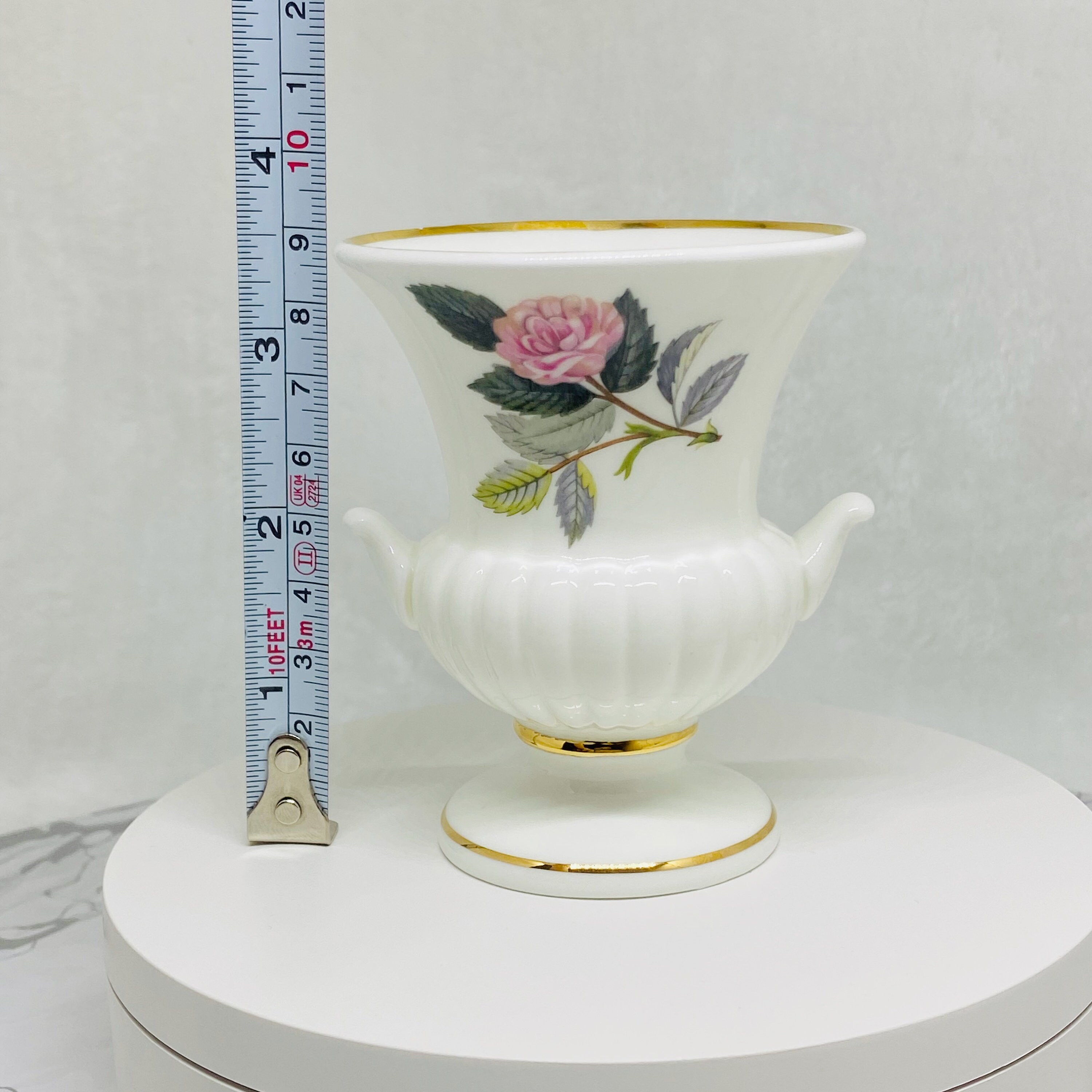 Wedgwood Bone China Hathaway Rose Small Urn Vase - Etsy Canada