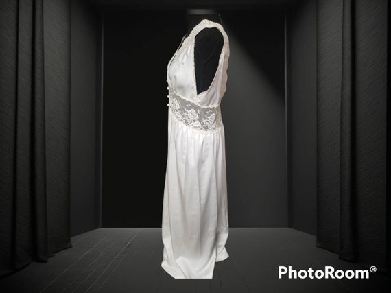 Vintage Bert Yelin For Iris Nightgown Satin Lace … - image 3