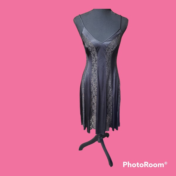 Vintage Olga-Lure Black Nightgown Babydoll Chemise Lace Inset Panels  9648 Sz M