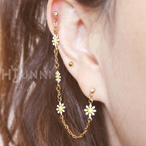 20g 16g Daisy helix chain cartilage, 2 Bars ear studs, Helix cartilage earring, Daisy flower helix to lobe chain earring, HiUnni Handmade